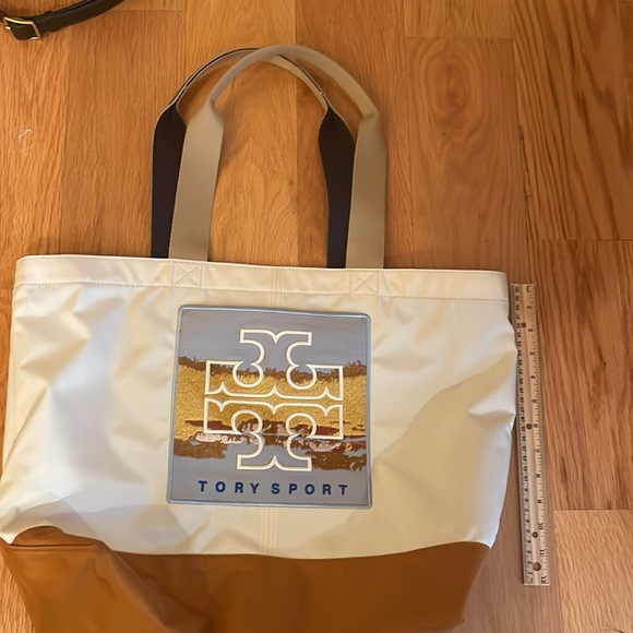 Tory Burch Tote - Picture 7 of 7